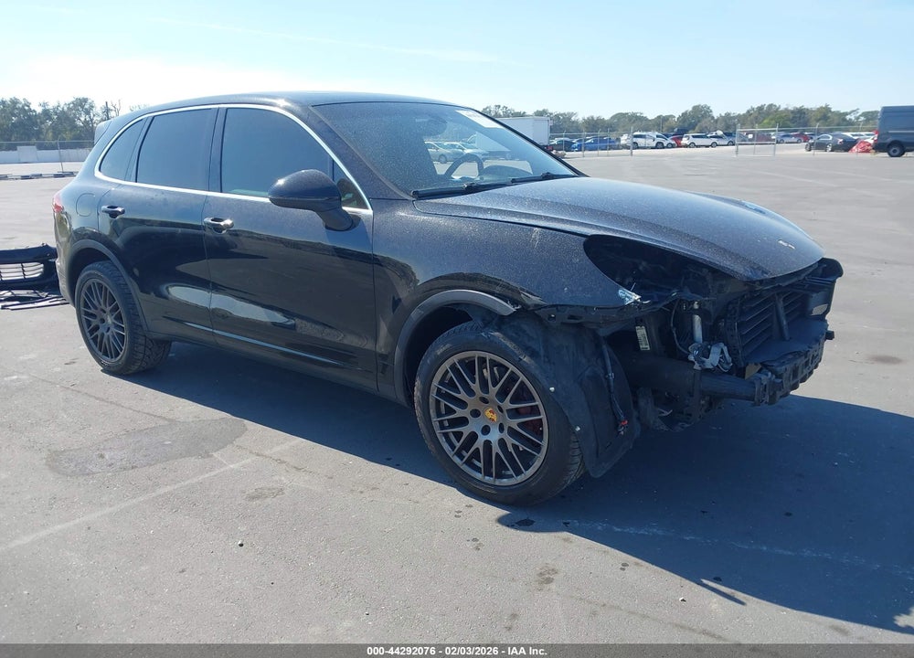 2016 PORSCHE CAYENNE VIN: WP1AA2A28GLA03863