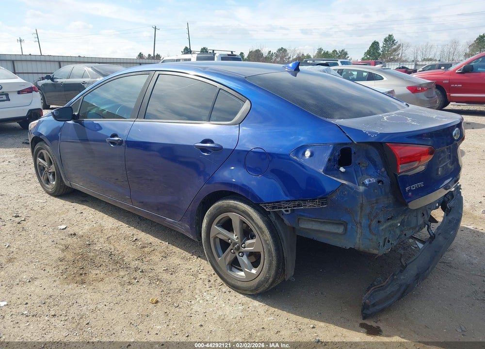2017 KIA FORTE LX VIN: 3KPFL4A73HE153527