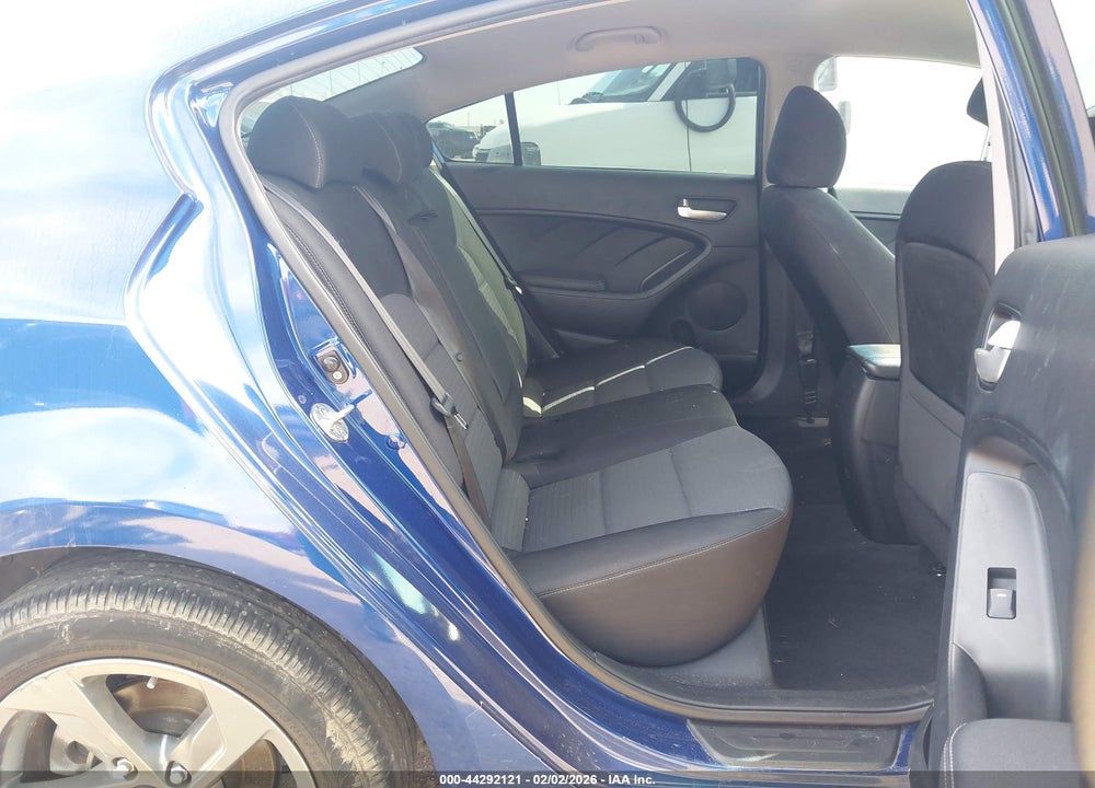 2017 KIA FORTE LX VIN: 3KPFL4A73HE153527