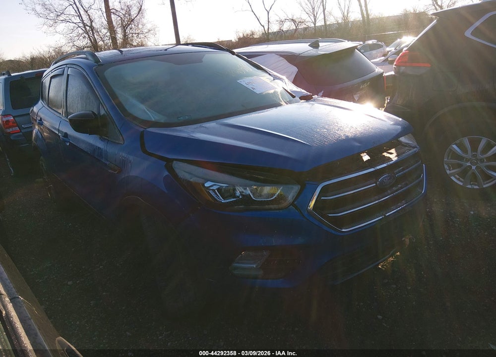 2017 FORD ESCAPE SE VIN: 1FMCU9GD8HUE90329