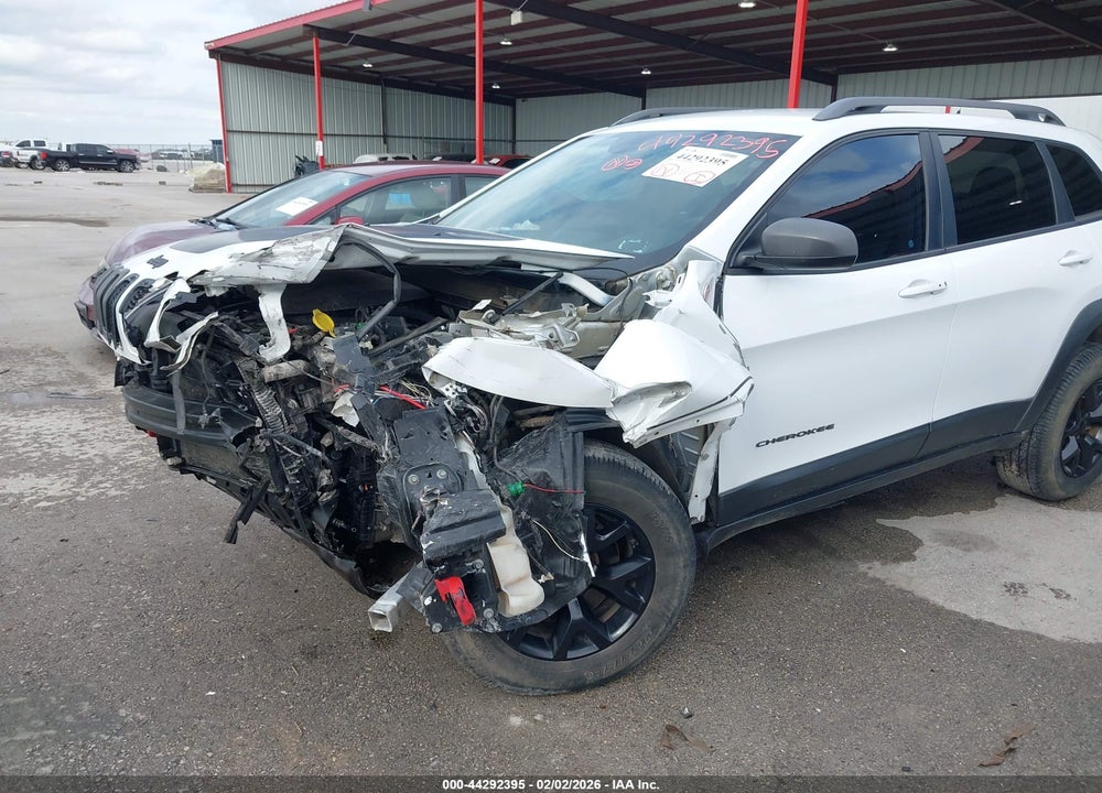 2015 JEEP CHEROKEE TRAILHAWK VIN: 1C4PJMBS2FW789226