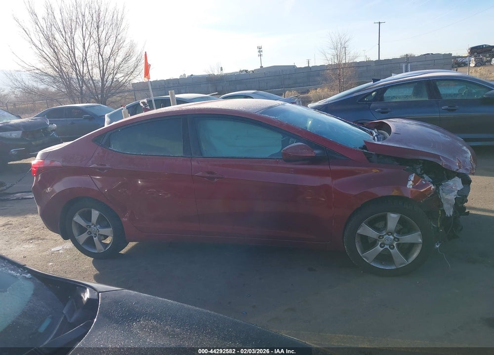 2013 HYUNDAI ELANTRA GLS/LIMITED VIN: KMHDH4AE2DU535742