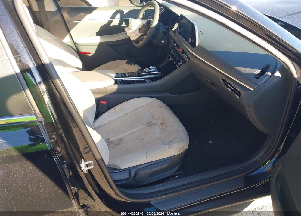 2022 HYUNDAI SONATA SE VIN: KMHL24JA4NA229736