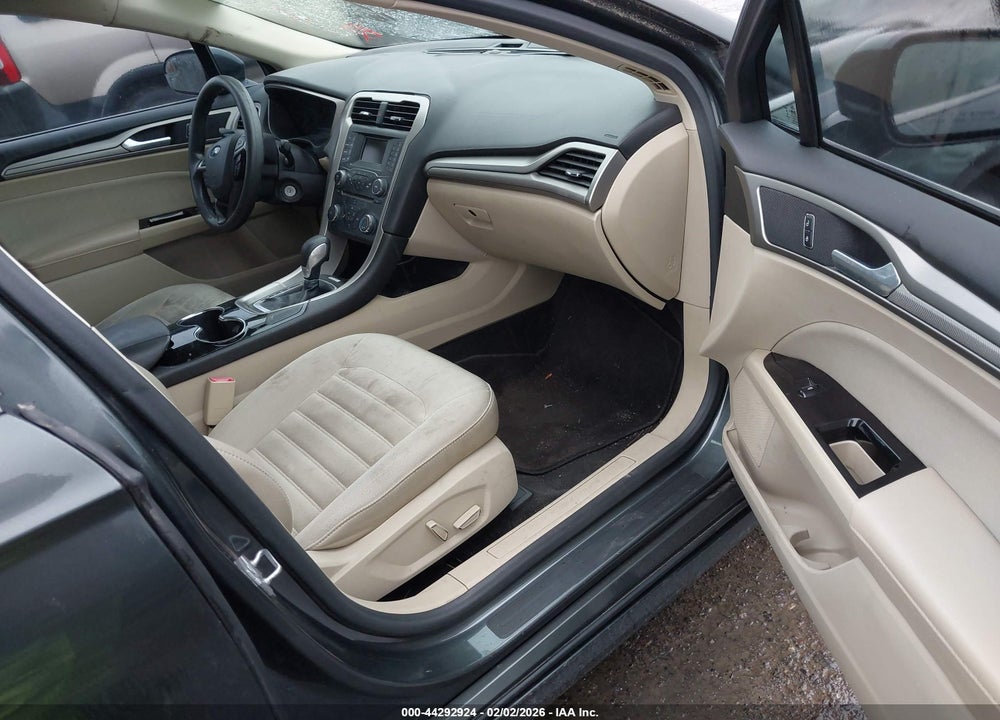 2015 FORD FUSION SE VIN: 3FA6P0HD8FR248539