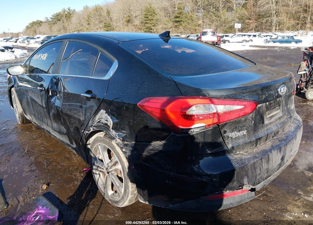 2016 KIA FORTE EX VIN: KNAFZ4A88G5529671