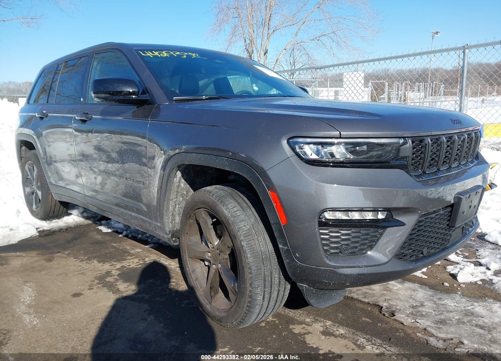 2025 JEEP GRAND CHEROKEE LIMITED 4X4 VIN: 1C4RJHBG8S8630804