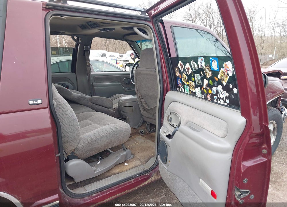 1999 GMC SUBURBAN 1500 SLT CMI VIN: 3GKFK16R0XG552544