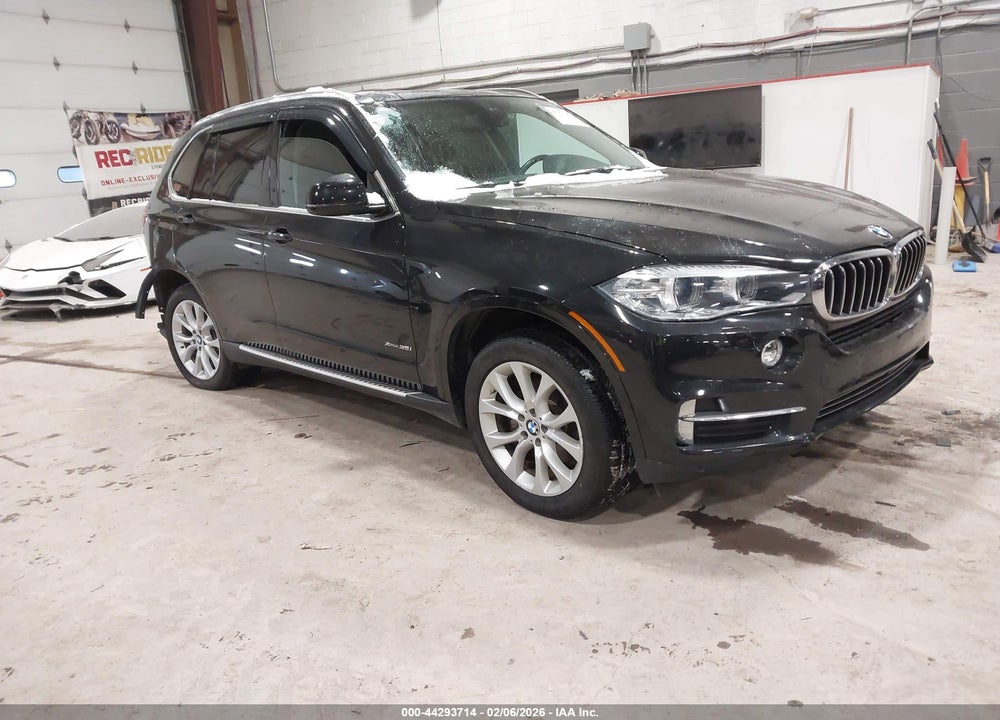2015 BMW X5 VIN: 5UXKR0C5XF0P09211