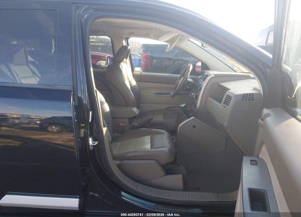 2007 JEEP COMPASS LIMITED VIN: 1J8FF57W47D167506