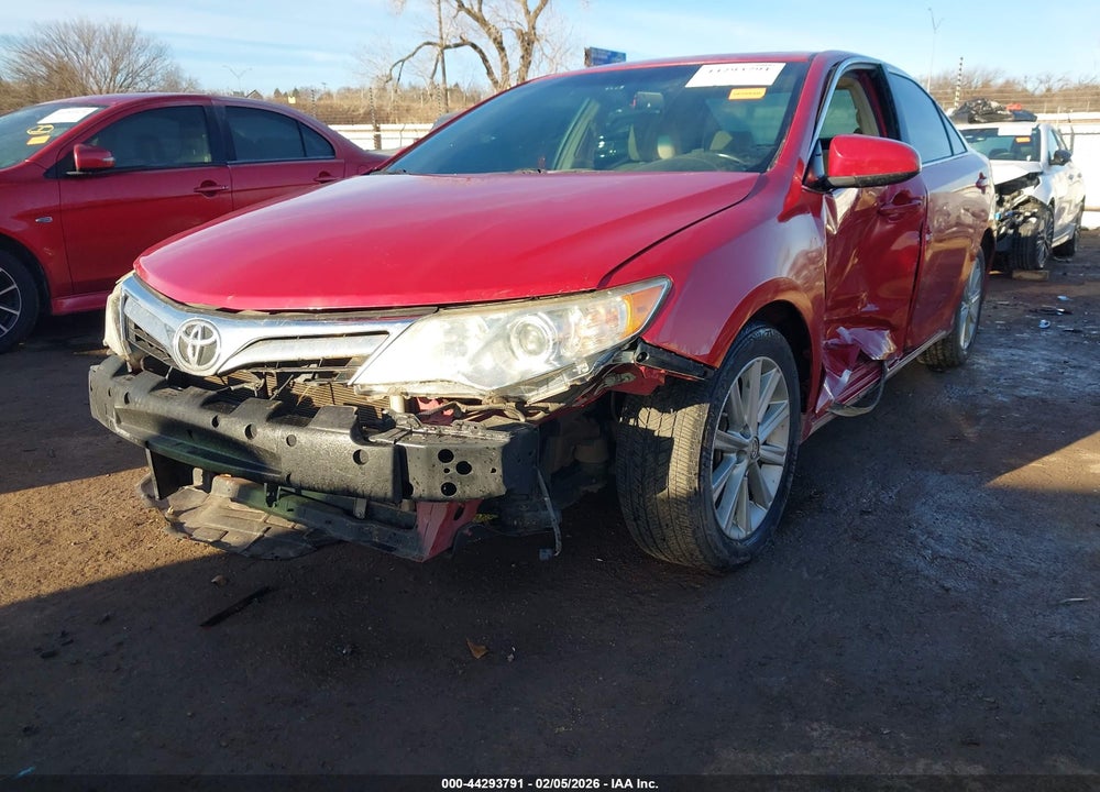 2014 TOYOTA CAMRY XLE VIN: 4T4BF1FK2ER428708