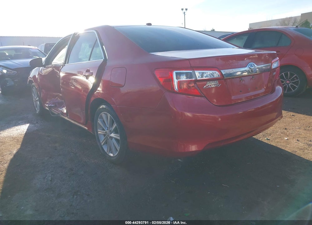 2014 TOYOTA CAMRY XLE VIN: 4T4BF1FK2ER428708
