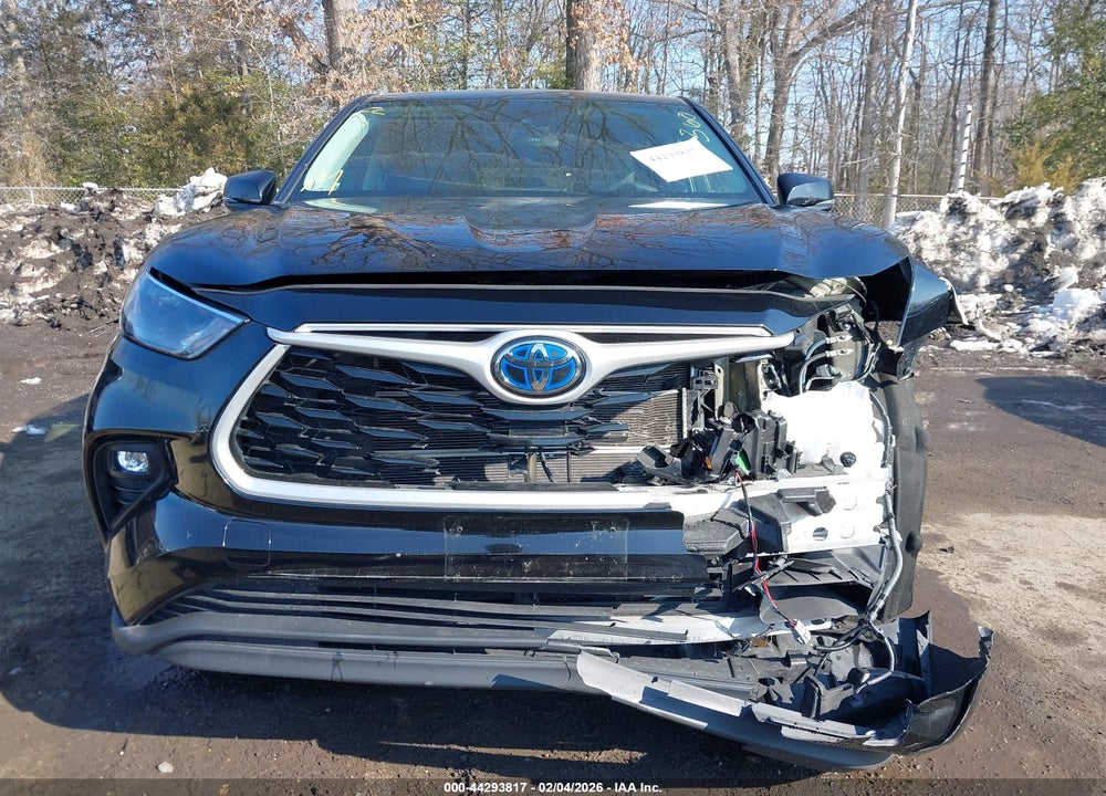 2023 TOYOTA HIGHLANDER HYBRID LE VIN: 5TDBBRCH0PS133924