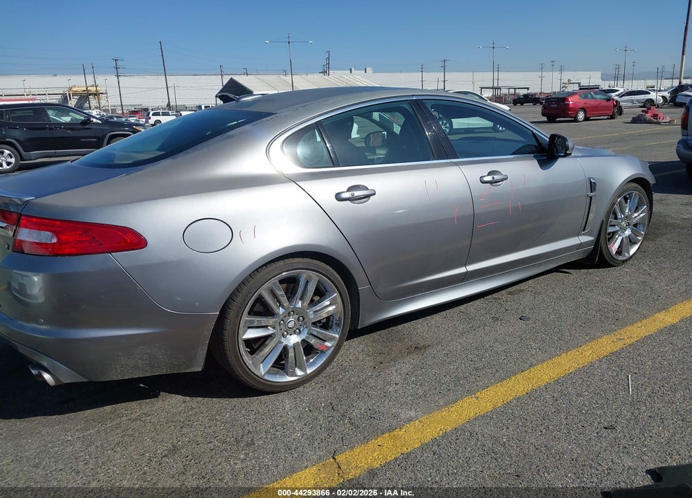 2010 JAGUAR XF XFR VIN: SAJWA0JC7AMR54322