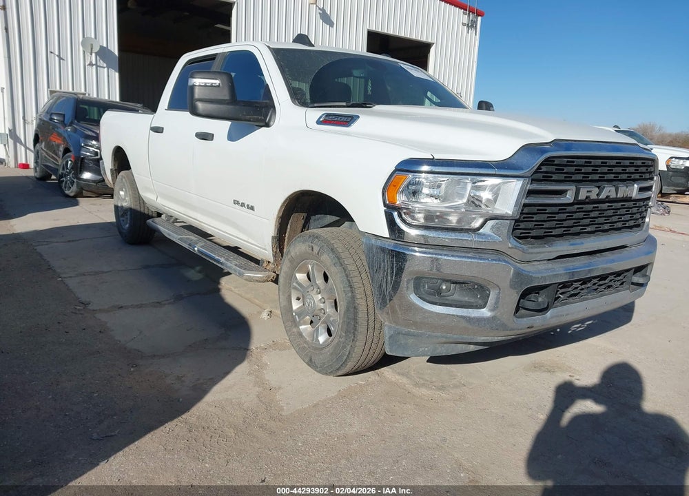 2024 RAM 2500 BIG HORN  4X4 6'4 BOX VIN: 3C6UR5DJ6RG354919