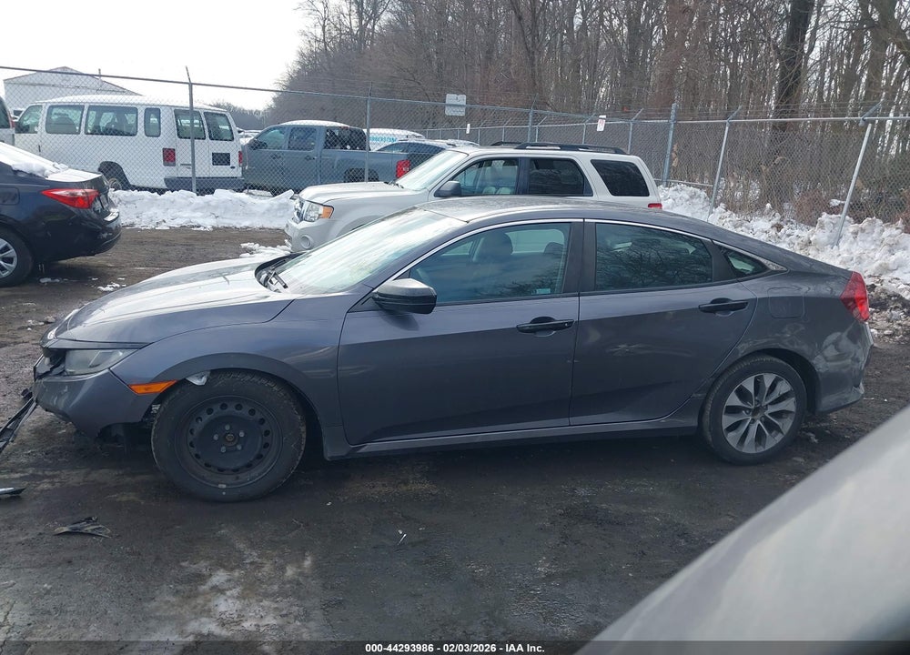 2019 HONDA CIVIC LX VIN: 2HGFC2F68KH558610
