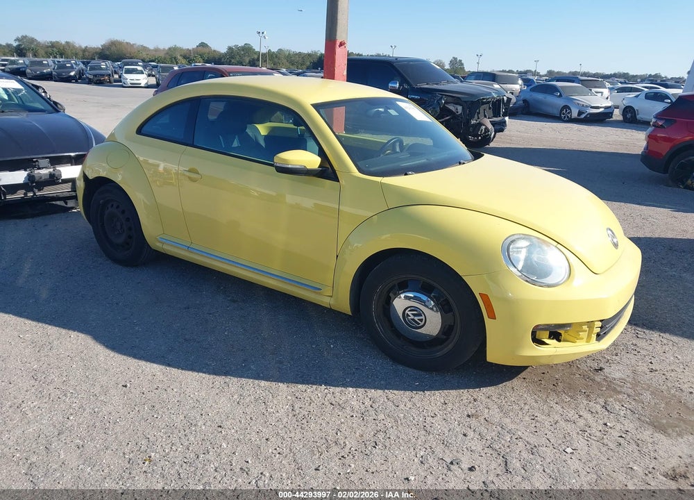 2014 VOLKSWAGEN BEETLE 2.5L VIN: 3VWJX7AT4EM621292