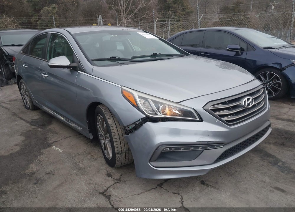 2015 HYUNDAI SONATA SPORT VIN: 5NPE34AF7FH231741