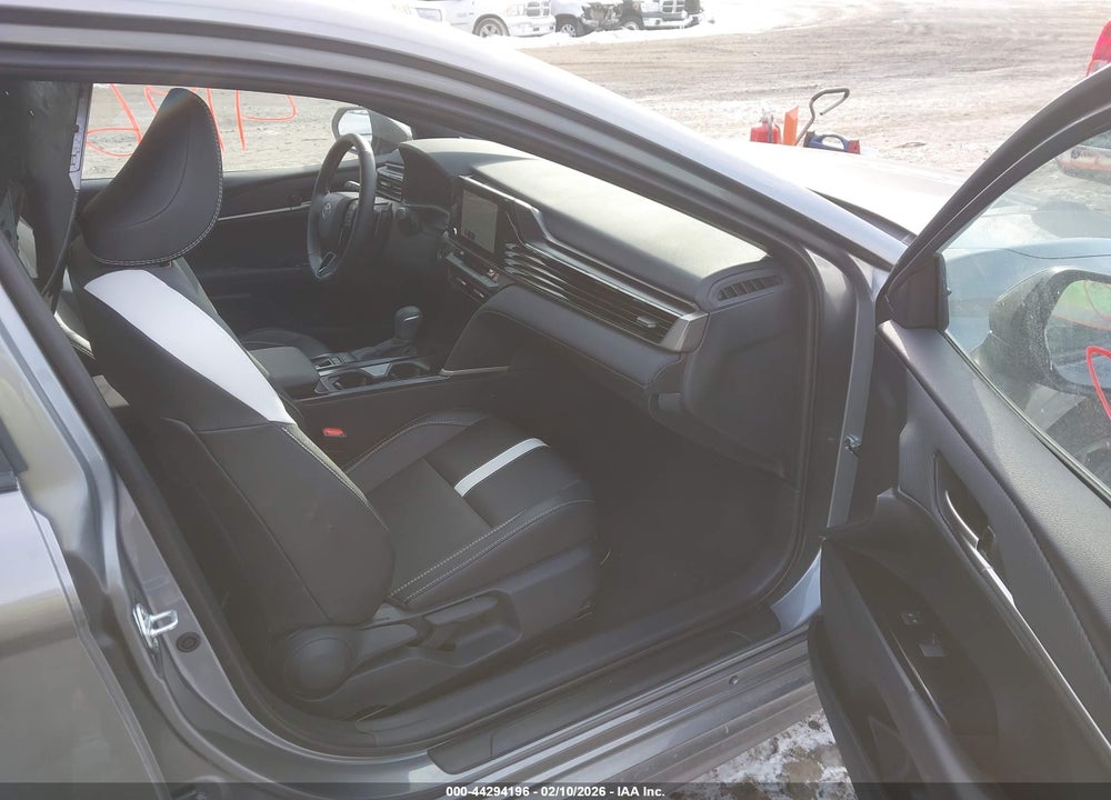 2026 TOYOTA CAMRY SE VIN: 4T1DAACK6TU667827