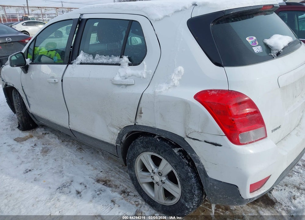 2019 CHEVROLET TRAX LS VIN: 3GNCJKSB4KL366416