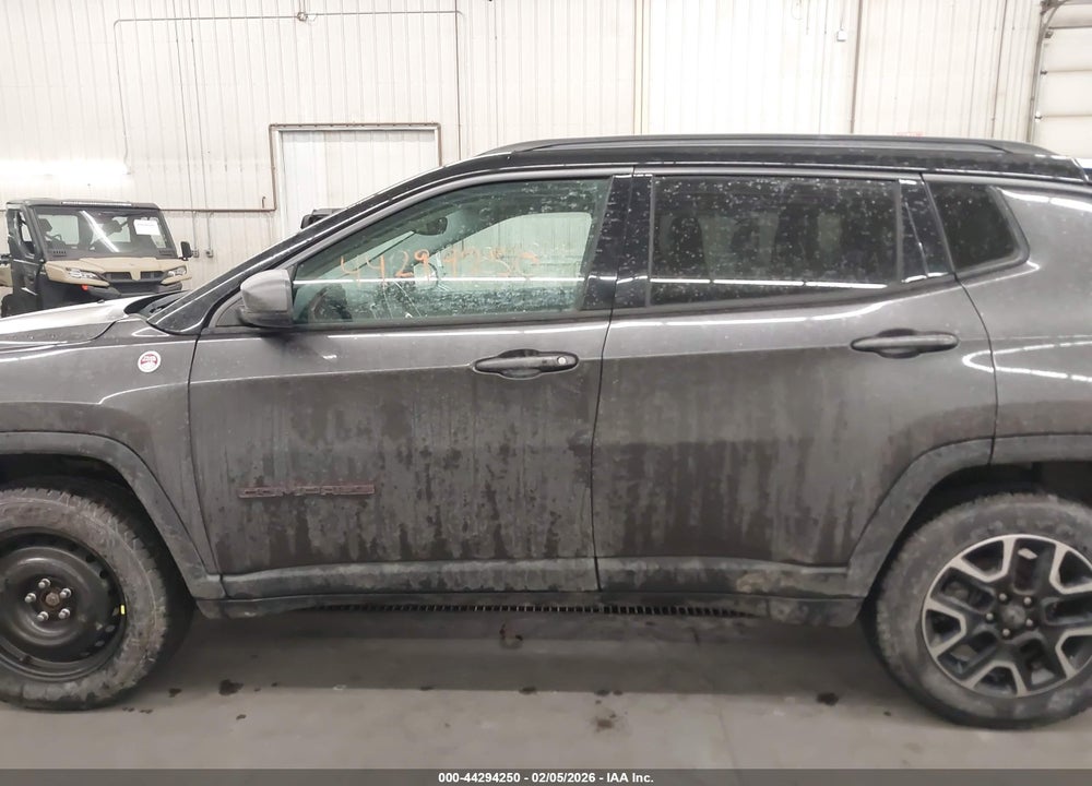 2019 JEEP COMPASS TRAILHAWK 4X4 VIN: 3C4NJDDB2KT739897