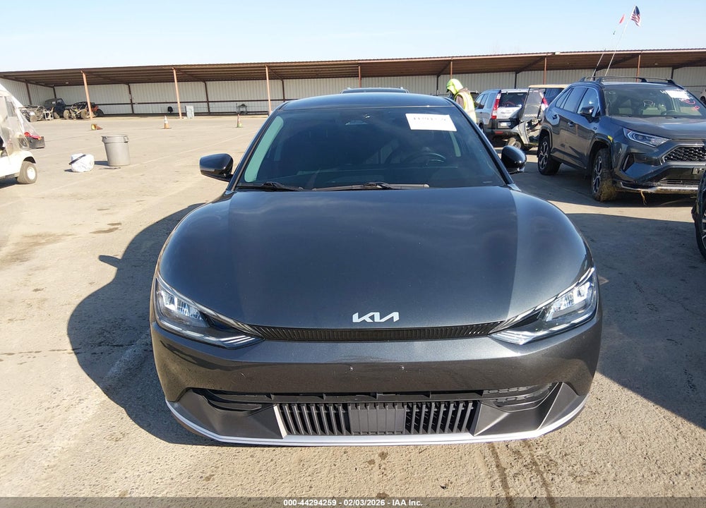 2023 KIA EV6 LIGHT VIN: KNDC34LB0P5611197