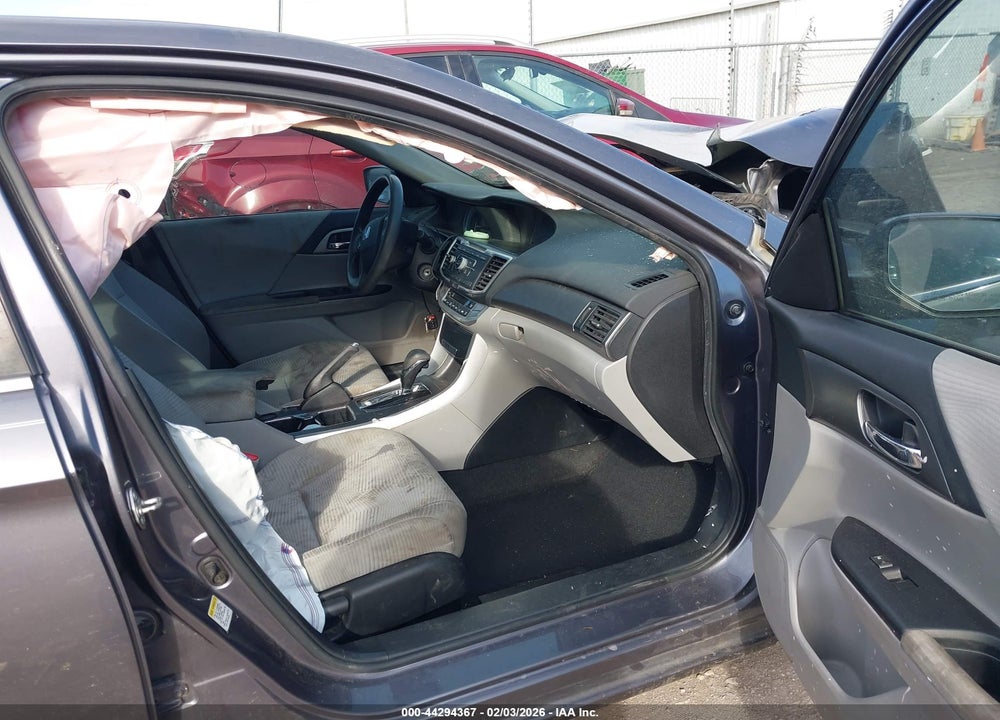 2015 HONDA ACCORD LX VIN: 1HGCR2F35FA220478