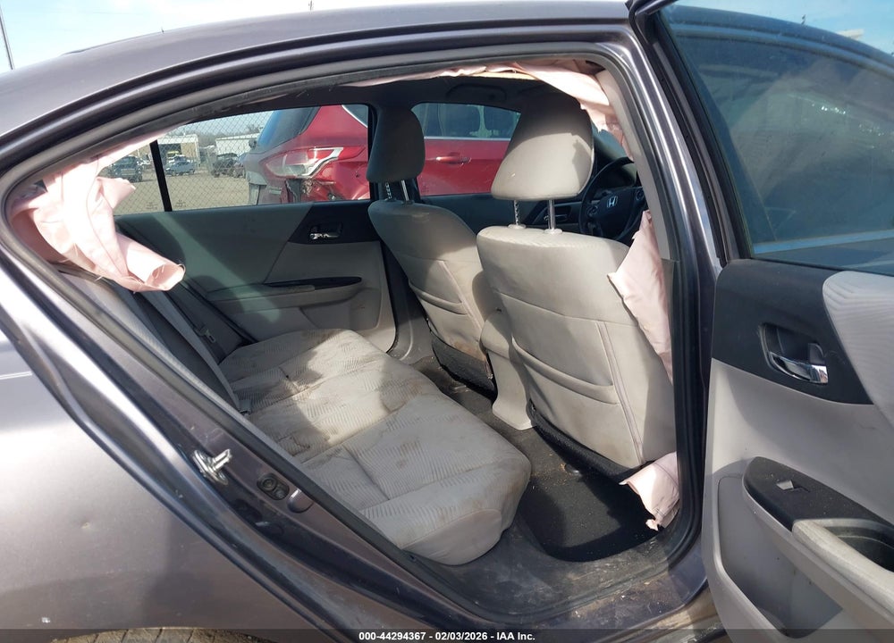 2015 HONDA ACCORD LX VIN: 1HGCR2F35FA220478