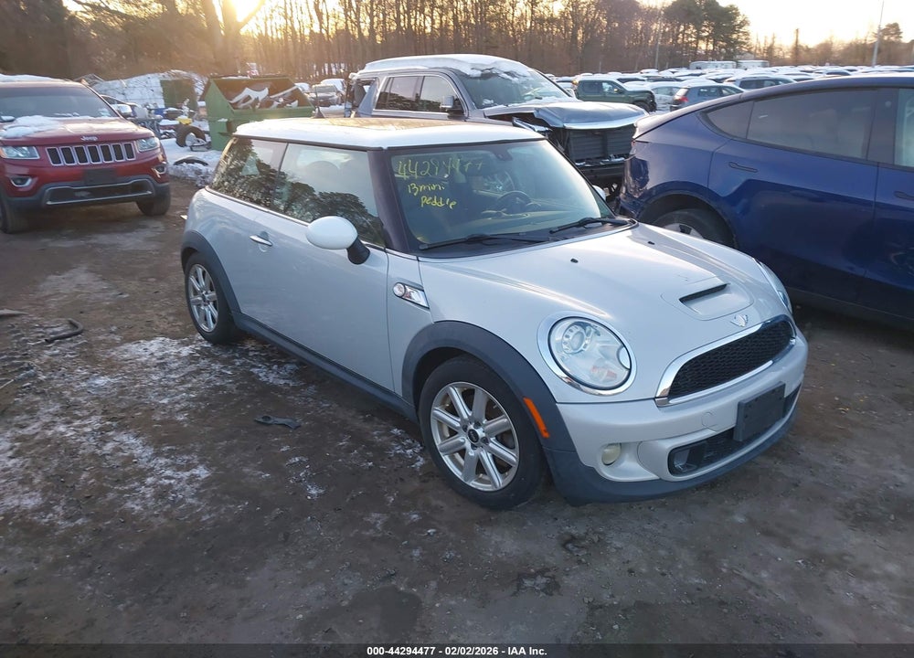 2013 MINI HARDTOP COOPER S VIN: WMWSV3C53DT397241