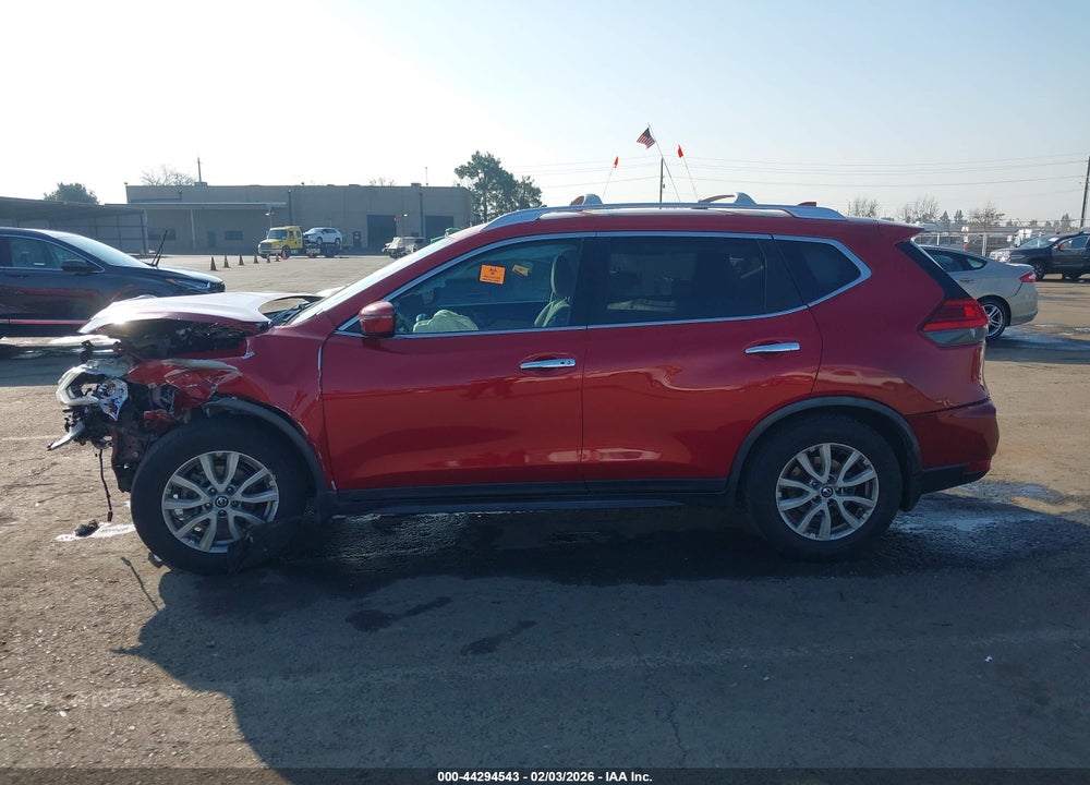 2017 NISSAN ROGUE SV VIN: JN8AT2MT8HW398244