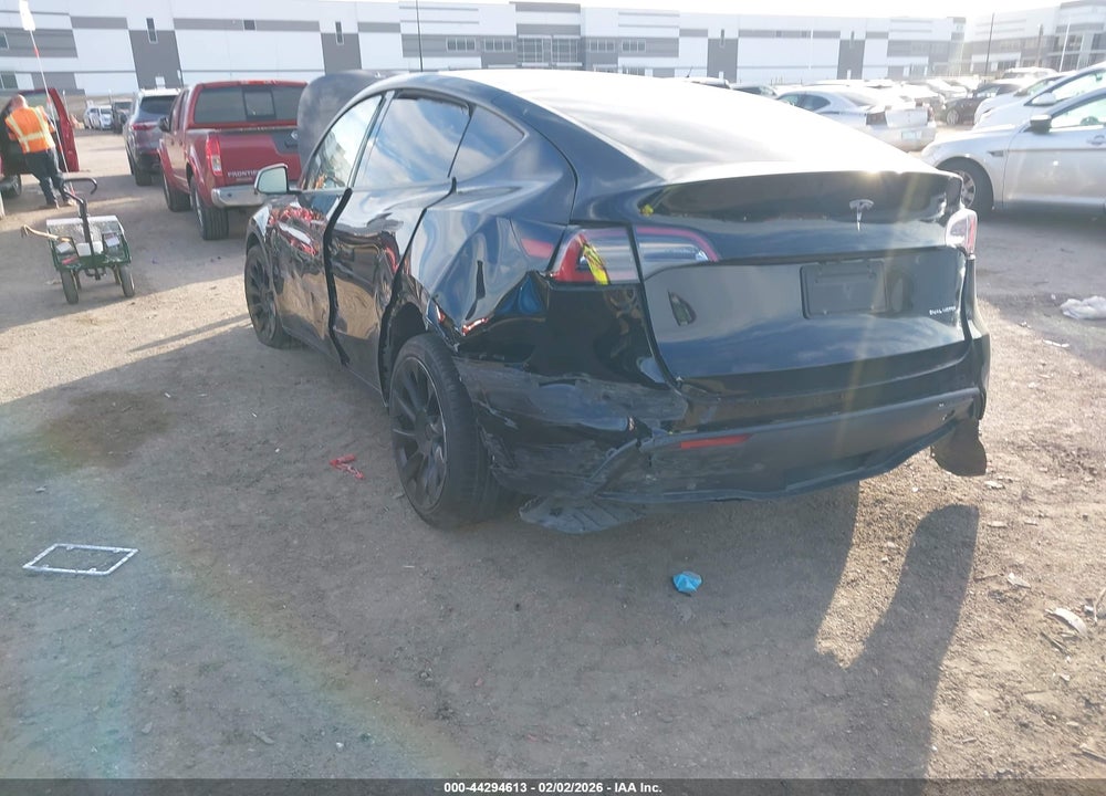 2023 TESLA MODEL Y AWD/LONG RANGE DUAL MOTOR ALL-WHEEL DRIVE VIN: 7SAYGDEE6PA073511
