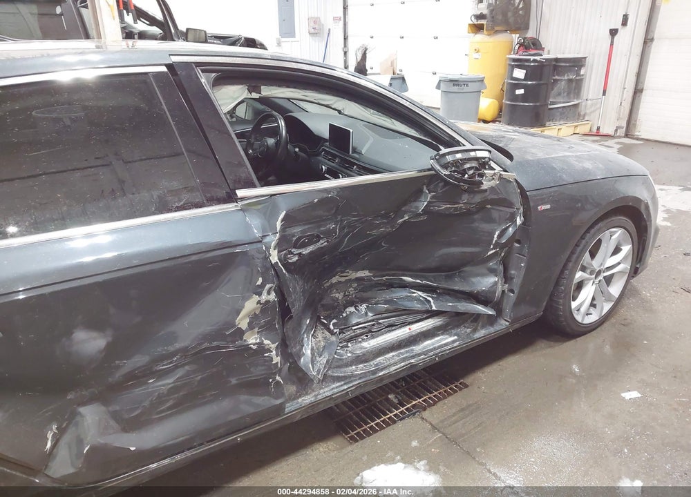 2017 AUDI A4 2.0T PREMIUM VIN: WAULNAF41HN021319