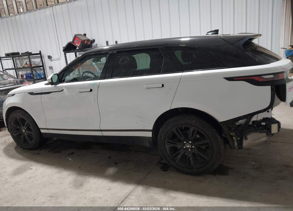 2020 LAND ROVER RANGE ROVER VELAR P250 S VIN: SALYB2EXXLA270584