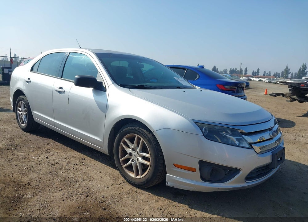 2012 FORD FUSION S VIN: 3FAHP0GA7CR378274