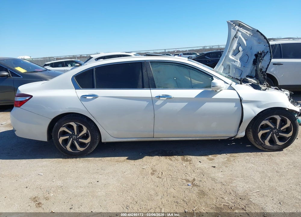 2017 HONDA ACCORD EX VIN: 1HGCR2F74HA167858