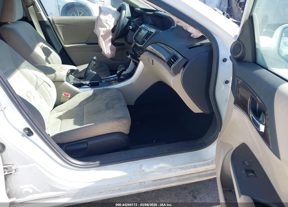 2017 HONDA ACCORD EX VIN: 1HGCR2F74HA167858