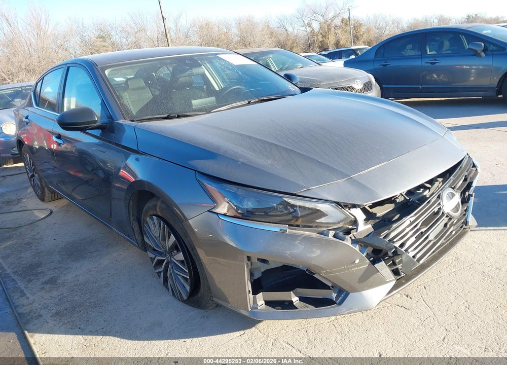 2024 NISSAN ALTIMA SV FWD VIN: 1N4BL4DV1RN335187