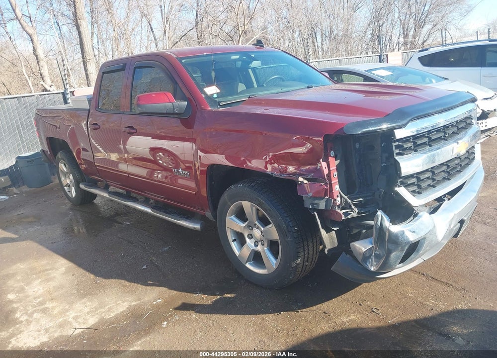 2017 CHEVROLET SILVERADO 1500 1LT VIN: 1GCRCREC0HZ240324