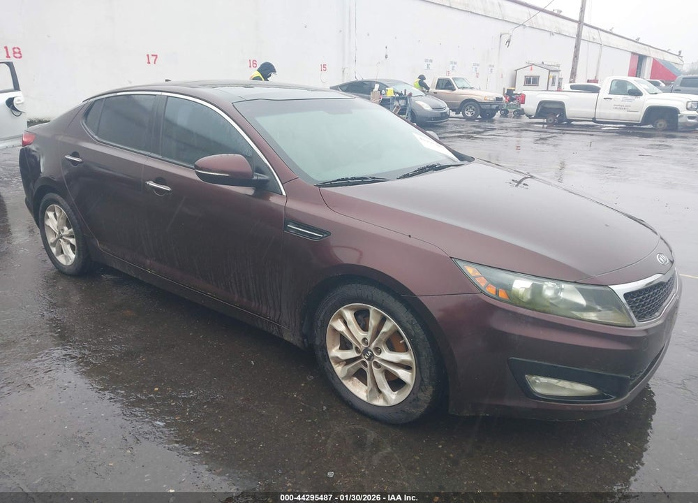 2011 KIA OPTIMA EX VIN: KNAGN4A73B5084269