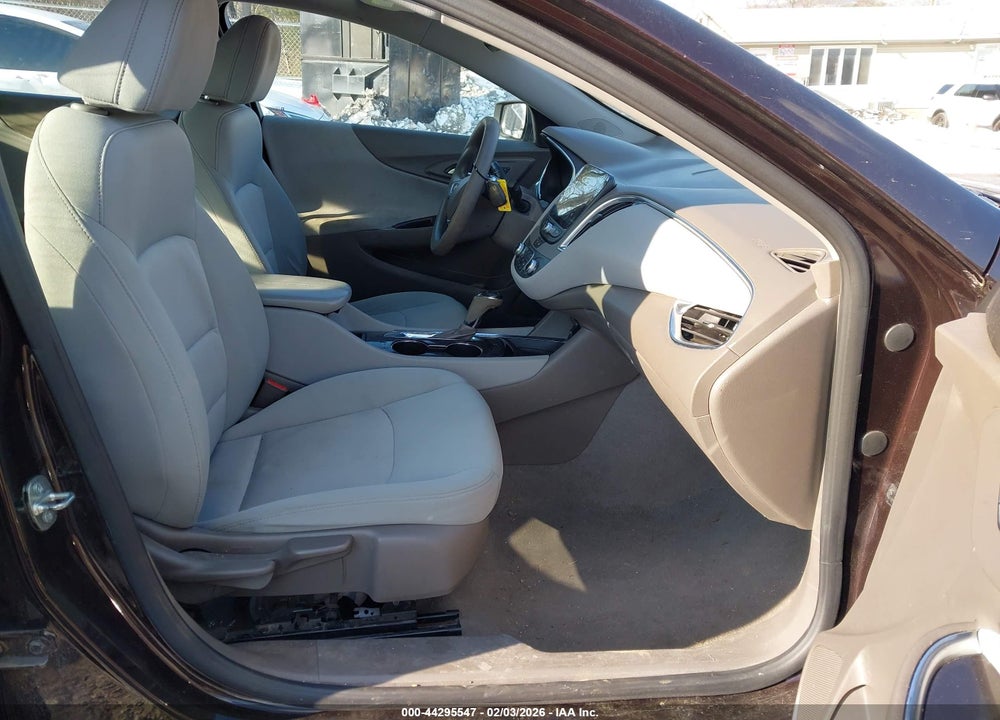 2020 CHEVROLET MALIBU FWD LT VIN: 1G1ZD5ST4LF058641