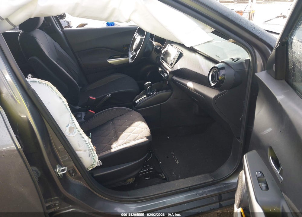 2019 NISSAN KICKS SV VIN: 3N1CP5CUXKL498446