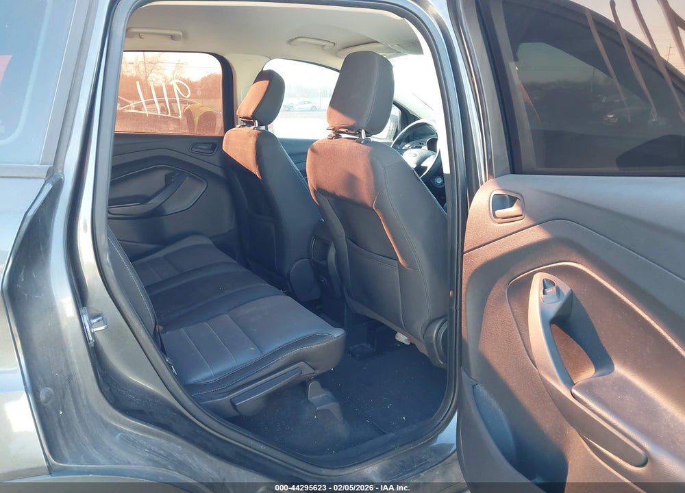 2018 FORD ESCAPE S VIN: 1FMCU0F77JUB60338