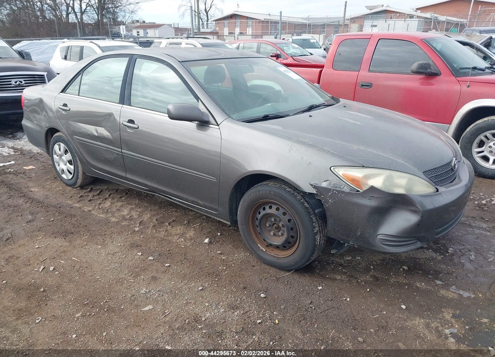 2004 TOYOTA CAMRY LE VIN: 4T1BE32K04U888401