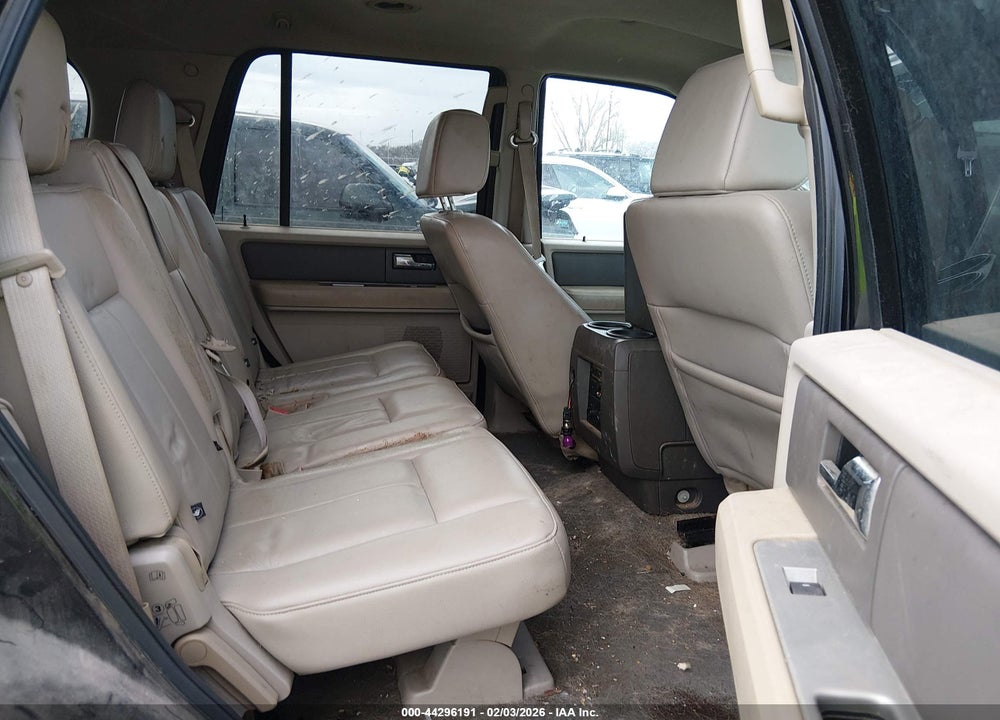 2008 FORD EXPEDITION XLT VIN: 1FMFU15508LA27407