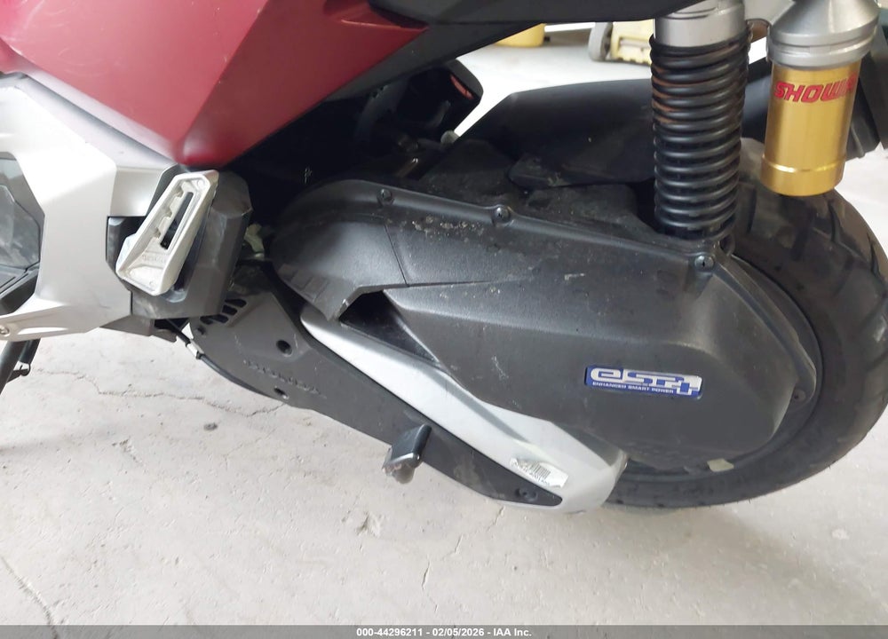 2024 HONDA ADV160 A VIN: MLHKF5459R5001400