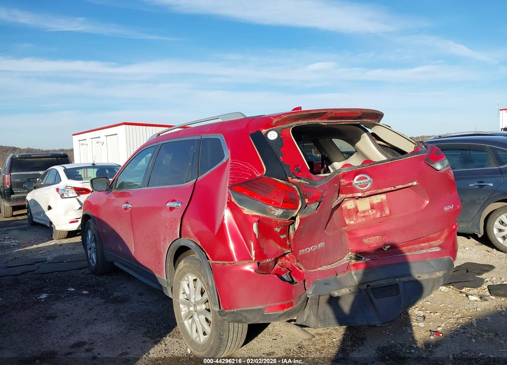2017 NISSAN ROGUE SV VIN: JN8AT2MTXHW132384