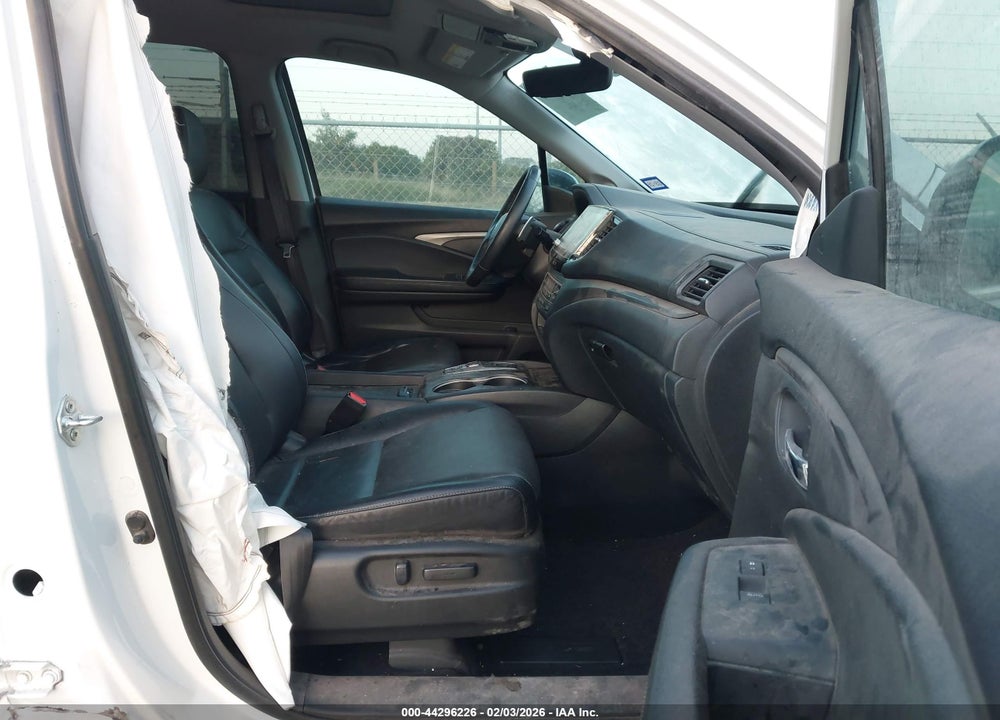2022 HONDA RIDGELINE RTL-E VIN: 5FPYK3F74NB023851
