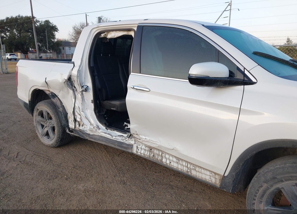2022 HONDA RIDGELINE RTL-E VIN: 5FPYK3F74NB023851