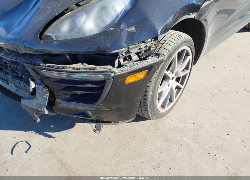 2016 PORSCHE MACAN S VIN: WP1AB2A51GLB54065