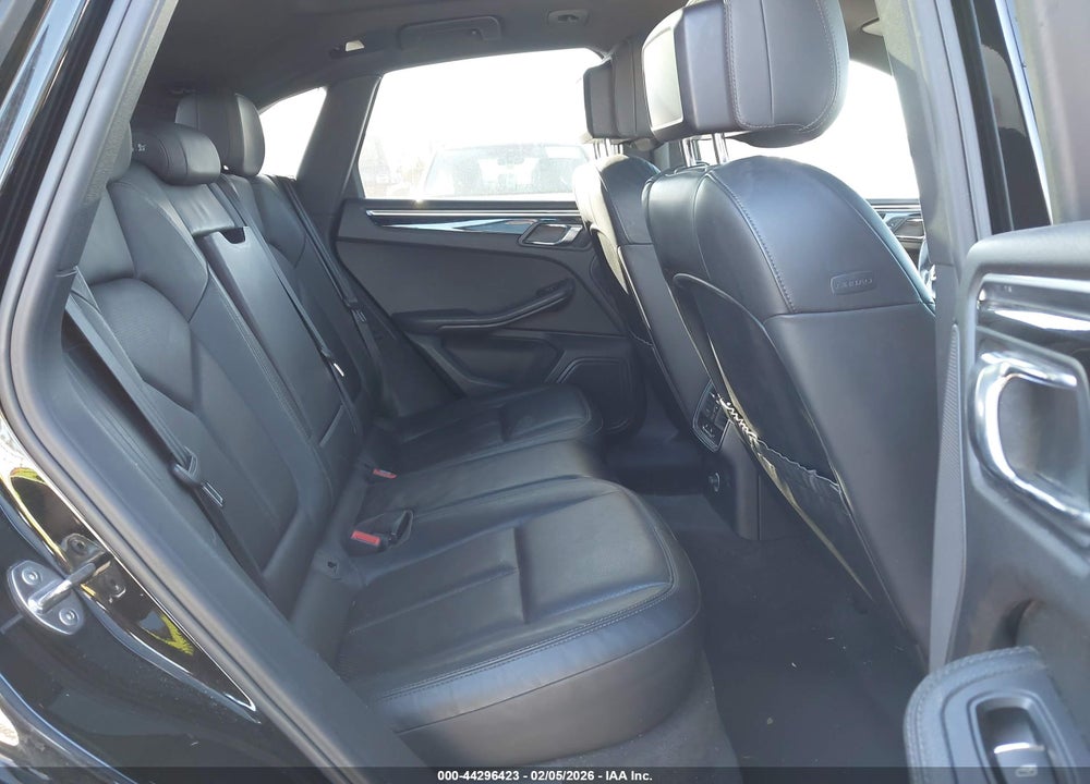 2016 PORSCHE MACAN S VIN: WP1AB2A51GLB54065