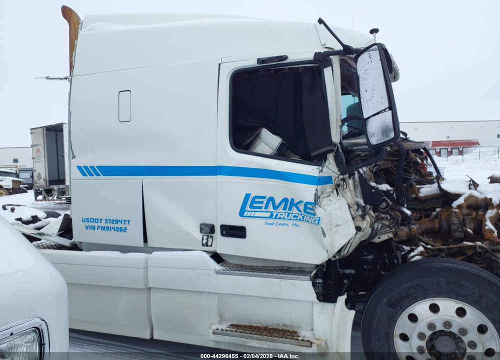 2015 VOLVO VN VNL VIN: 4V4NC9EH7FN914262